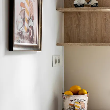 Appartement Location & Style Vespa In The Heart Of Sofia