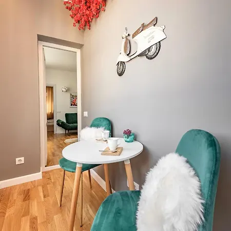 Vespa Home Boutique Apartment Sofie